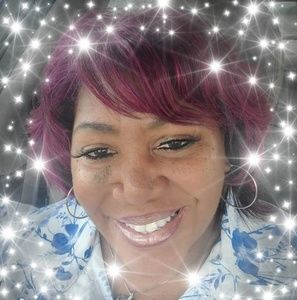 Meet your Posher, Nina